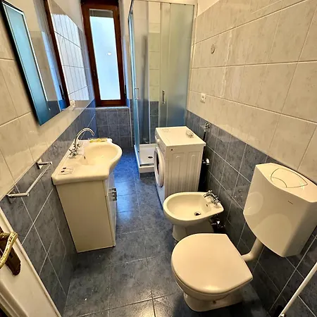 Casa Vanchiglia - Centro Apartment *